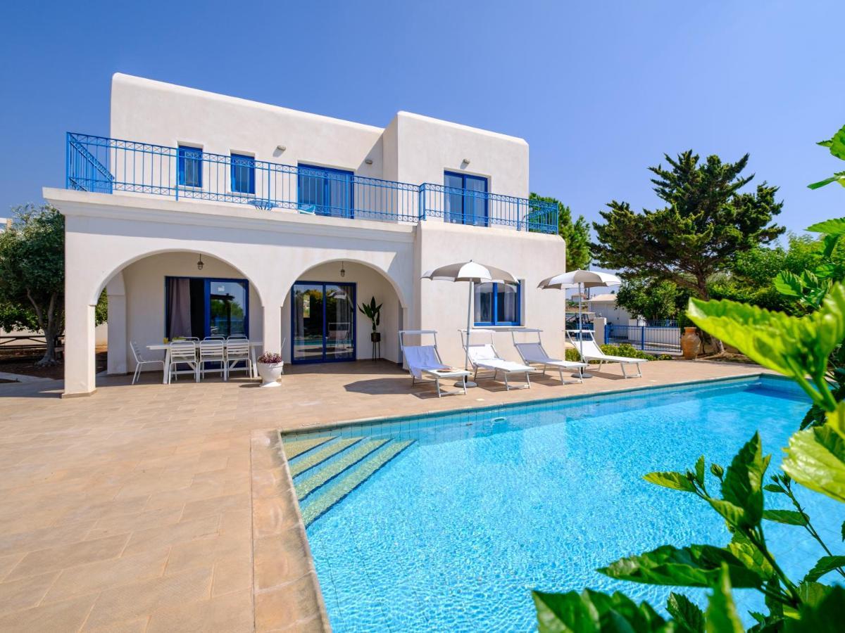 Sanders Azzurro Paphos Buitenkant foto