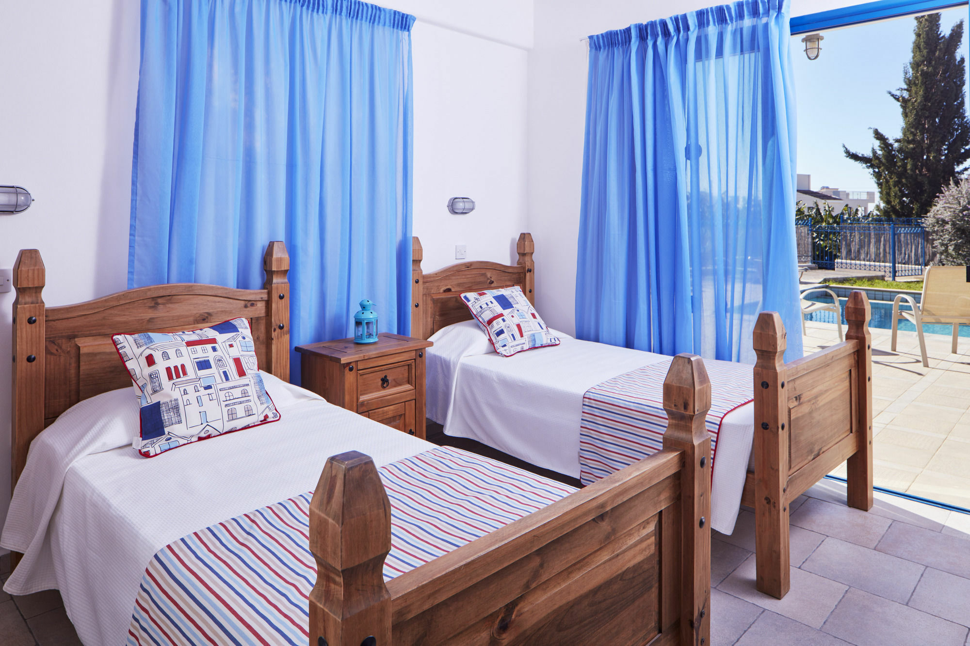Sanders Azzurro Paphos Buitenkant foto